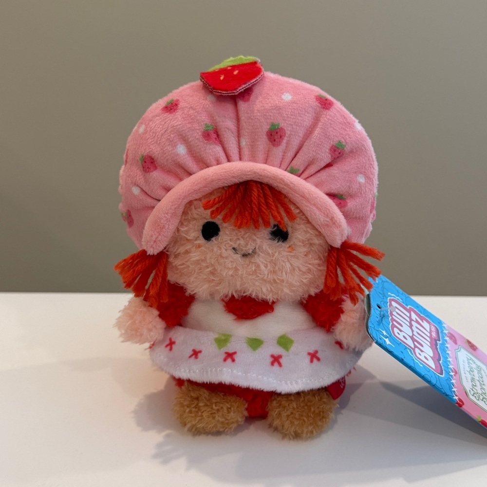New 4.5” Strawberry Shortcake Bumbumz